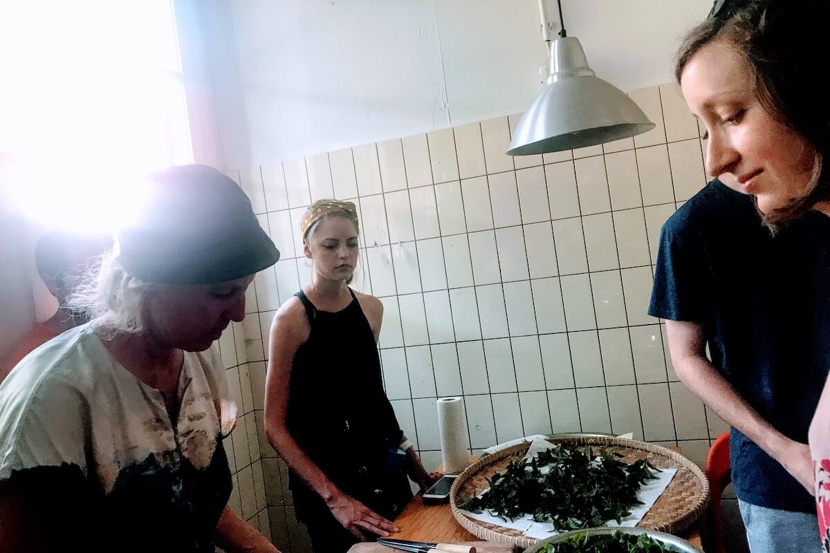 urban garden lunch prep - Amsterdam